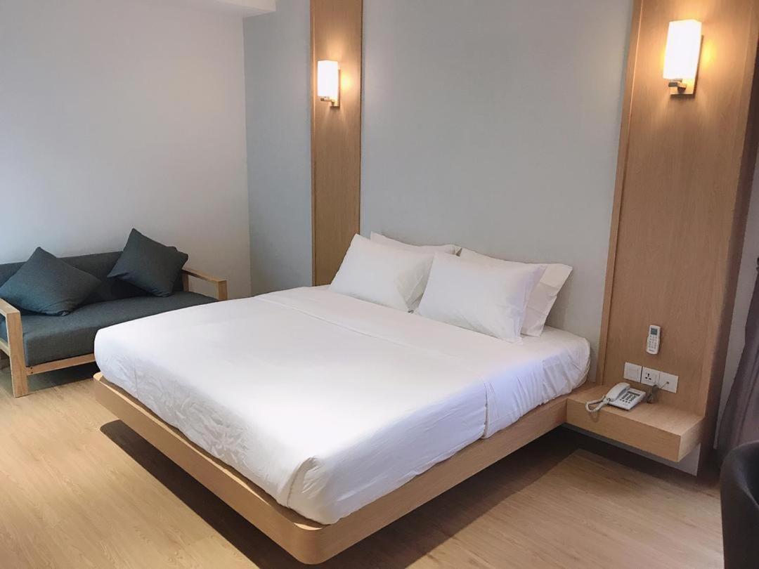 Miyabi Hotel Permas Johor Bahru Exterior foto